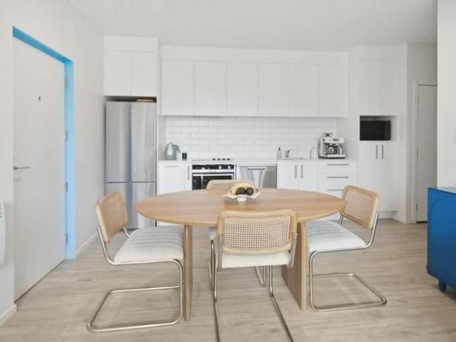Apartment for rent in Point England