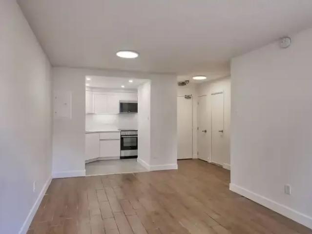 Apartment for rent in St. Leonard's, Quebec