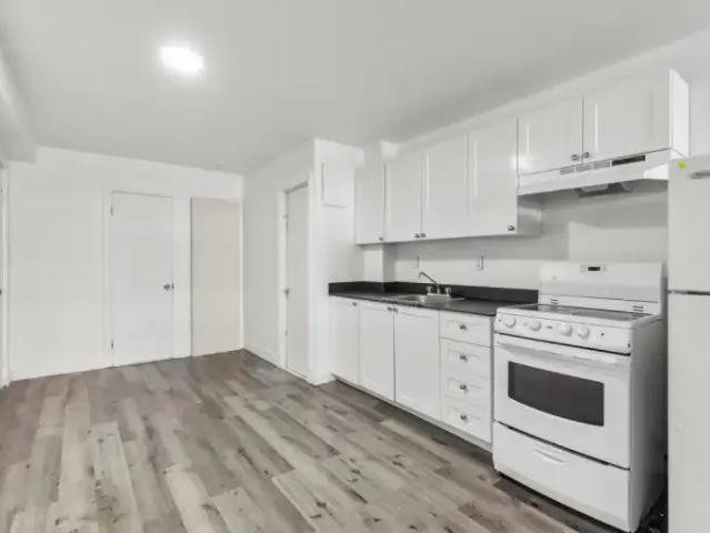 Apartment for rent in St. Leonard's, Quebec