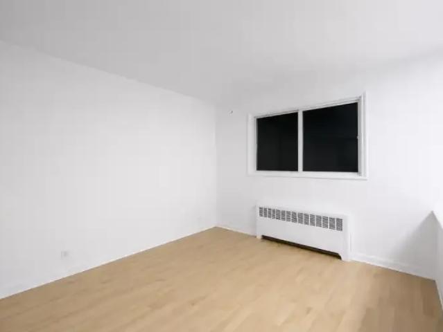 Apartment for rent in St. Leonard's, Quebec