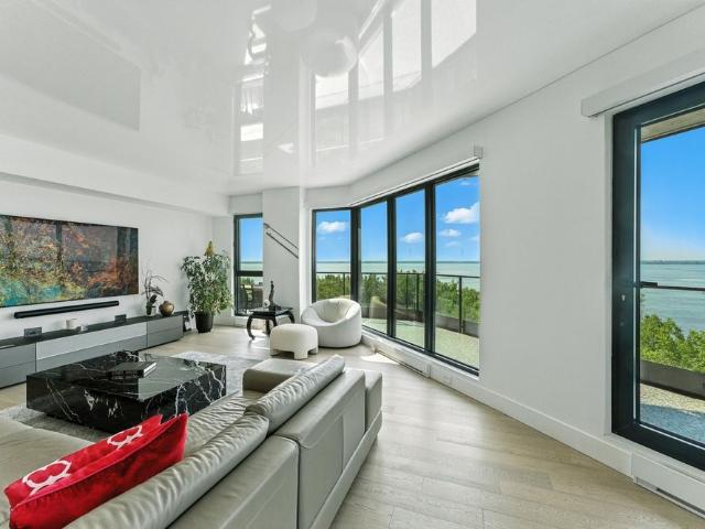 Apartment for rent in St. Leonard's, Quebec