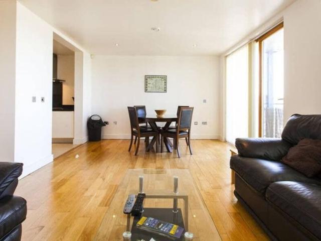 Apartment to rent in Bluebell, North Tipperary