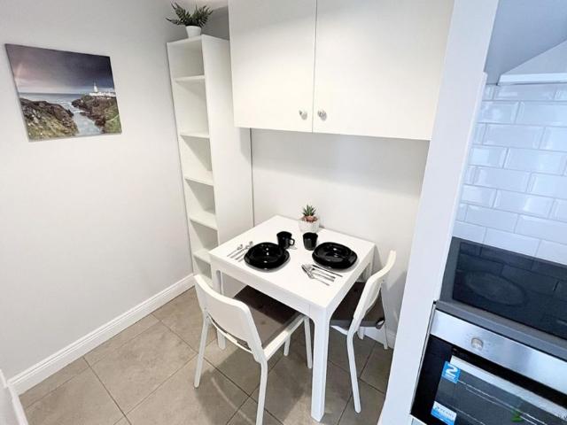 Apartment to rent in Bluebell, North Tipperary