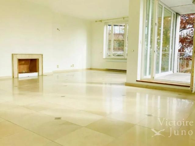 Appartement location à Woluwe-Saint-Pierre - Sint-Pieters-Woluwe, Brussel-Hoofdstad - Bruxelles-Capitale