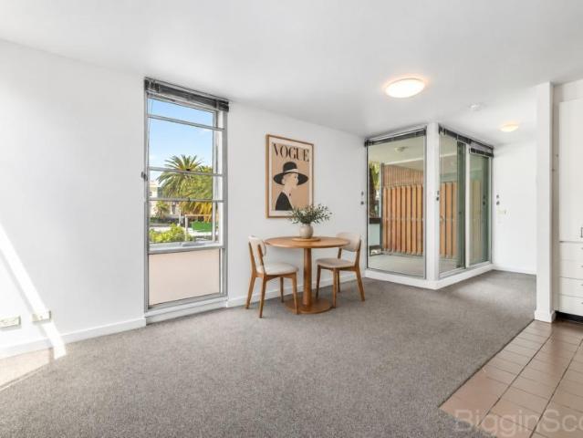 Apartment for sale in St Kilda, Melbourne