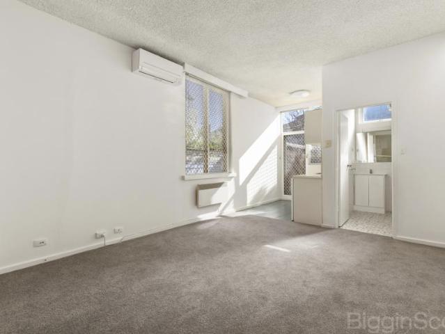 Apartment for sale in St Kilda, Melbourne