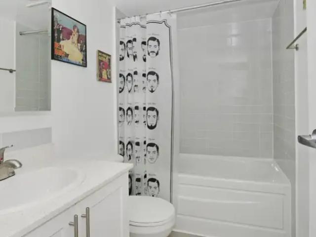 Apartment for rent in Lower Davie, Vancouver