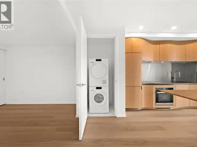 Apartment for rent in Vancouver, British Columbia