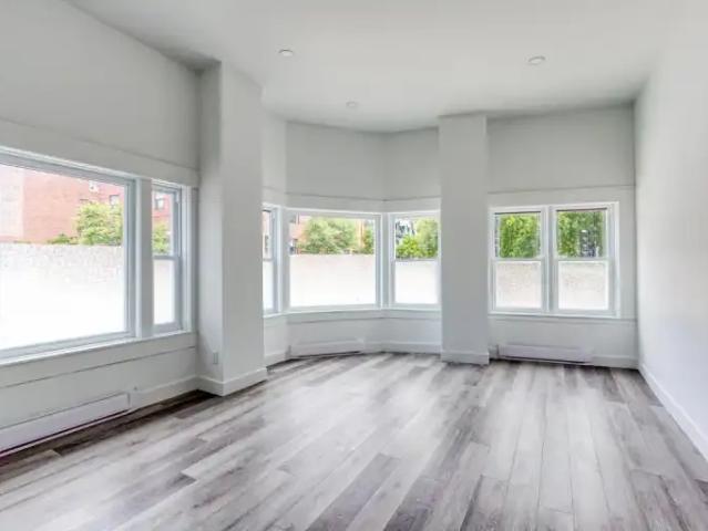 Apartment for rent in St. Leonard's, Quebec