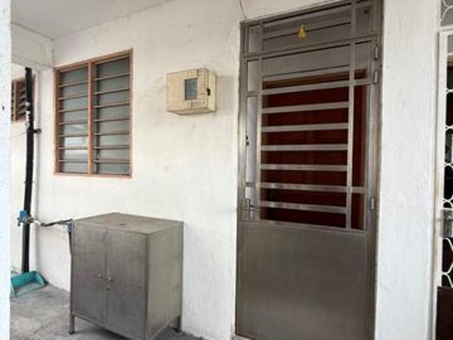 Apartment for sale in Mukim 13, Georgetown