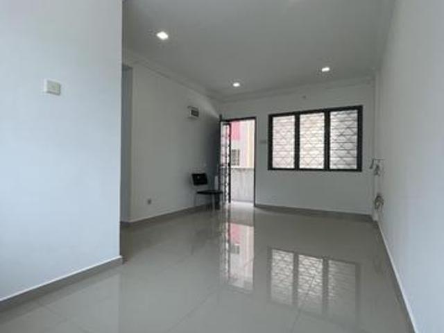 Apartment for sale in Mutiara Damansara, Petaling Jaya