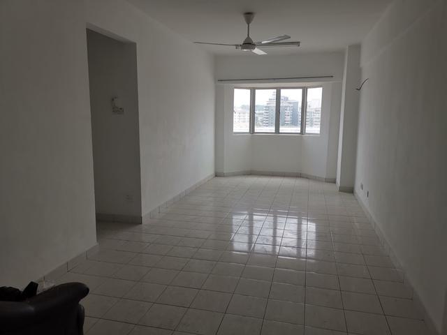 Serviced Residence for sale in Petaling, Subang Jaya