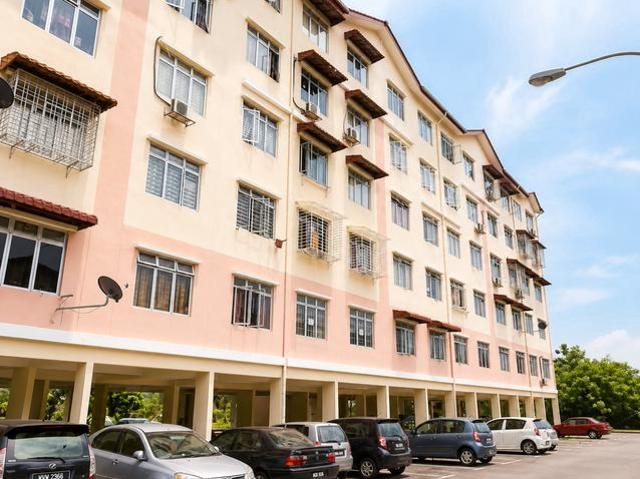 Apartment for sale in Kajang, Langat