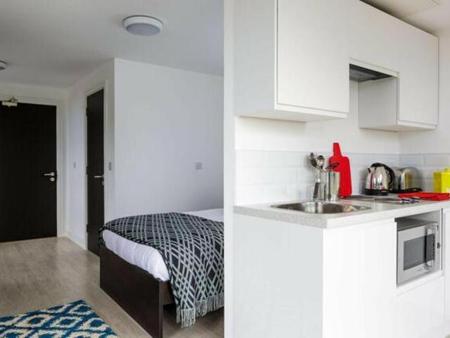 Apartment for sale in Liverpool