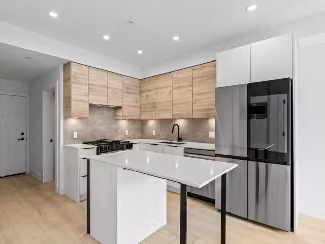Condo for sale in Abbotsford, British Columbia