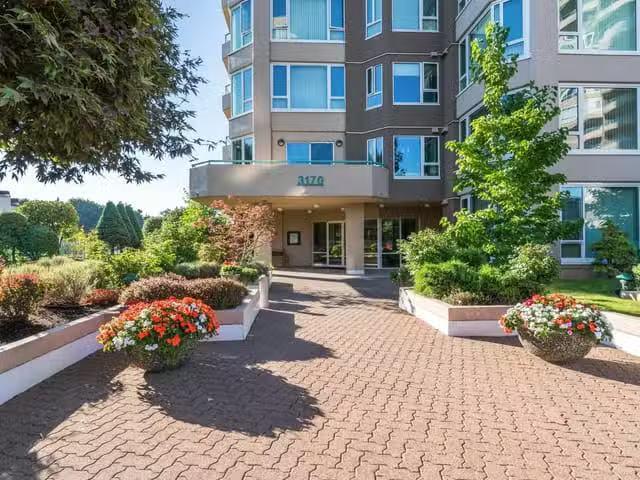 Condo for sale in Abbotsford, British Columbia
