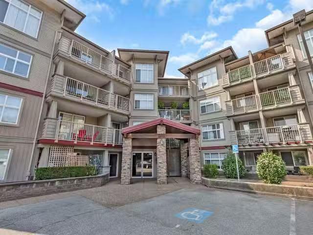 Condo for sale in Abbotsford, British Columbia