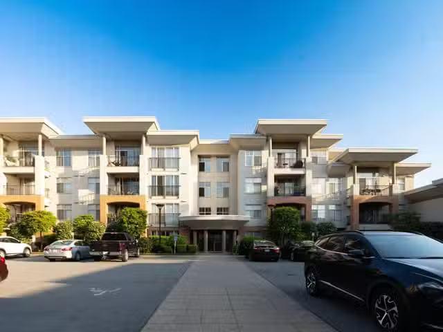 Condo for sale in Abbotsford, British Columbia