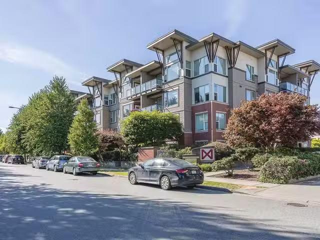 Condo for sale in Abbotsford, British Columbia
