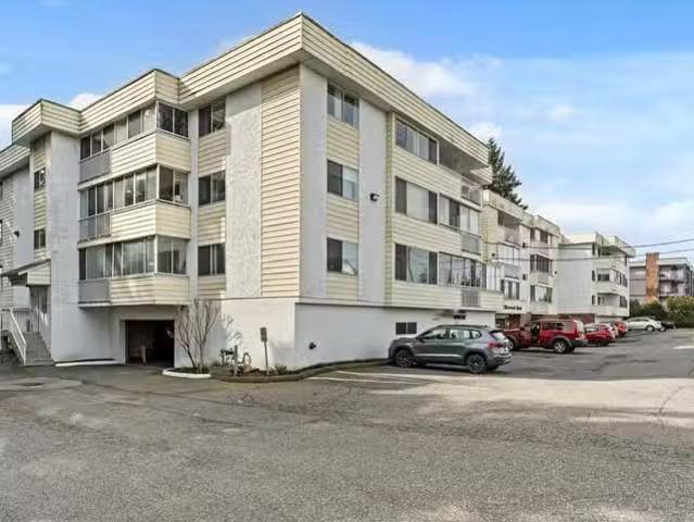 Condo for sale in Abbotsford, British Columbia