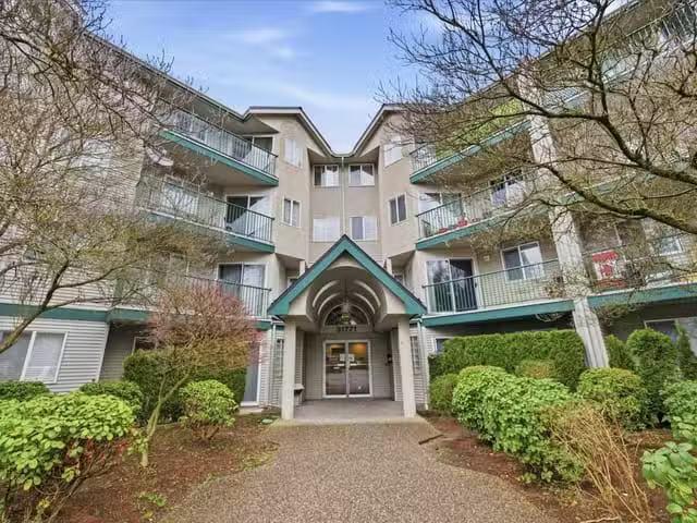 Condo for sale in Abbotsford, British Columbia