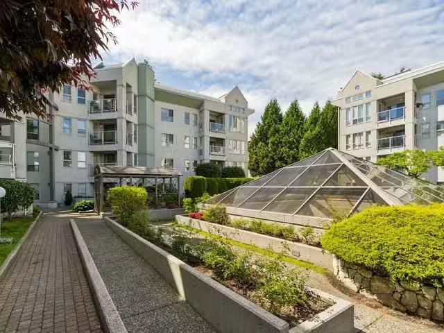 Condo for sale in Abbotsford, British Columbia