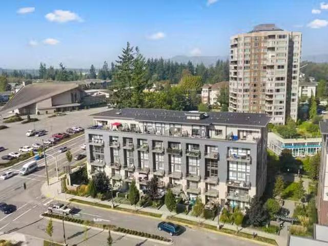 Condo for sale in Abbotsford, British Columbia