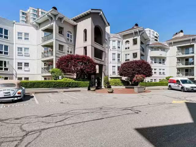 Condo for sale in Abbotsford, British Columbia