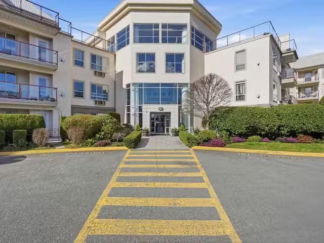 Condo for sale in Abbotsford, British Columbia