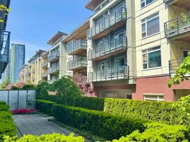 Condo for sale in Burnaby, British Columbia