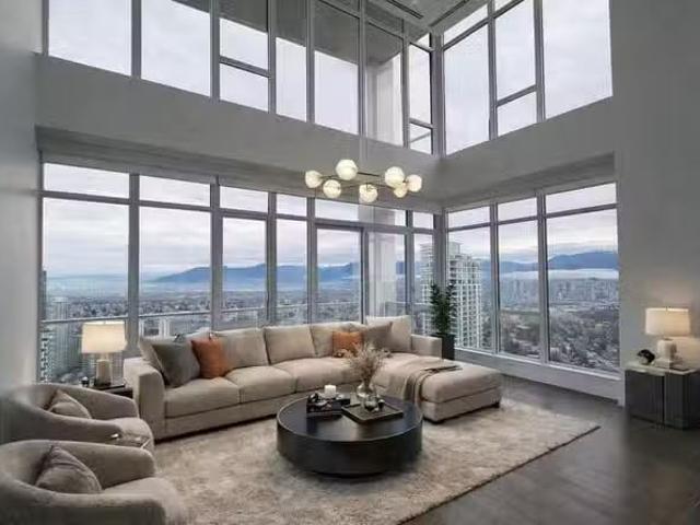 Condo for sale in Burnaby, British Columbia