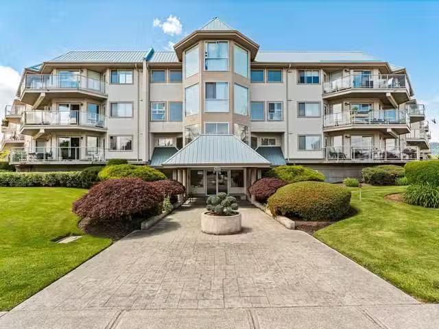 Condo for sale in Chilliwack, British Columbia