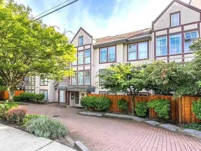 Condo for sale in Coquitlam, British Columbia