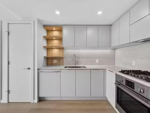 Condo for sale in Coquitlam, British Columbia