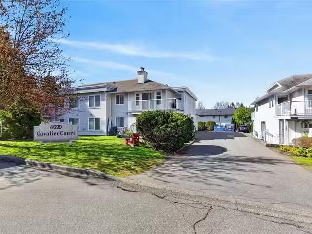 Condo for sale in Courtenay, British Columbia