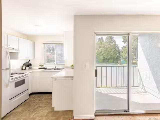 Condo for sale in Courtenay, British Columbia