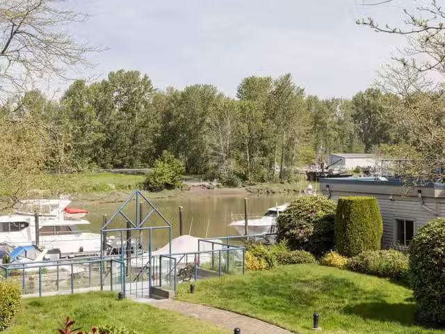 Condo for sale in Rideau Lakes, Ontario