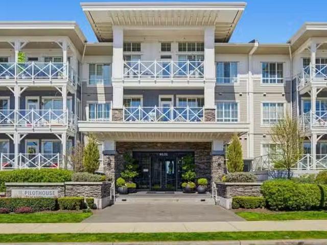 Condo for sale in Rideau Lakes, Ontario