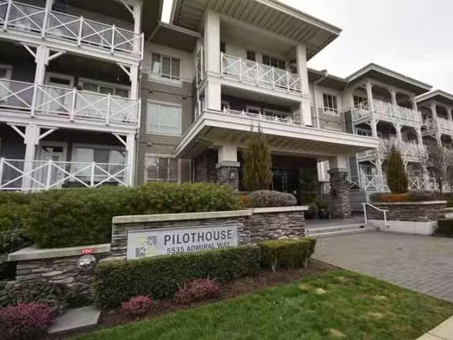 Condo for sale in Rideau Lakes, Ontario