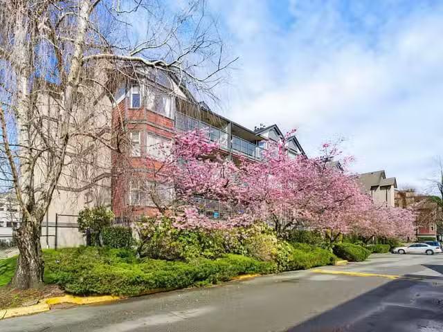 Condo for sale in Rideau Lakes, Ontario