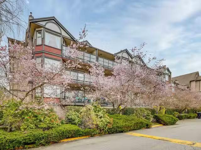 Condo for sale in Rideau Lakes, Ontario
