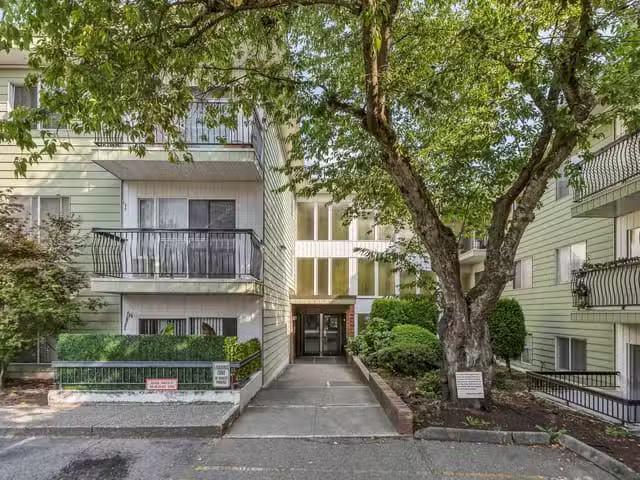 Condo for sale in Rideau Lakes, Ontario