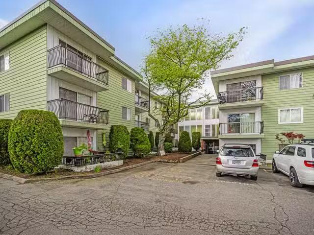 Condo for sale in Rideau Lakes, Ontario