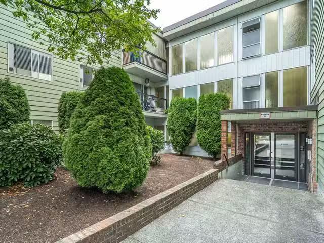 Condo for sale in Rideau Lakes, Ontario