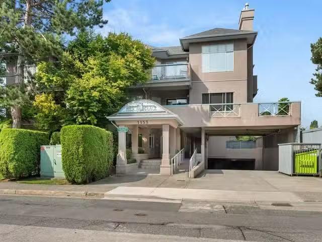 Condo for sale in Rideau Lakes, Ontario