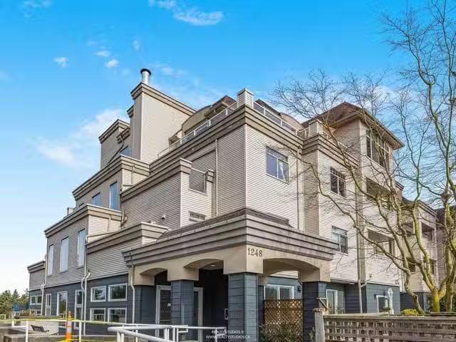 Condo for sale in Rideau Lakes, Ontario