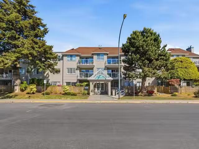 Condo for sale in Rideau Lakes, Ontario