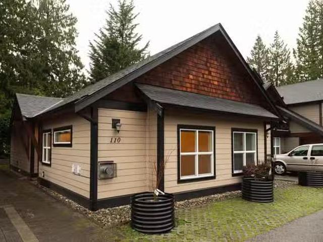 Condo for sale in Gibsons, British Columbia