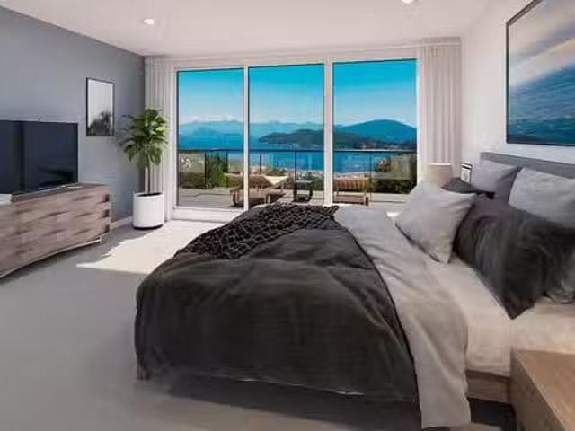 Condo for sale in Gibsons, British Columbia