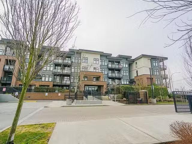 Condo for sale in Langley, British Columbia